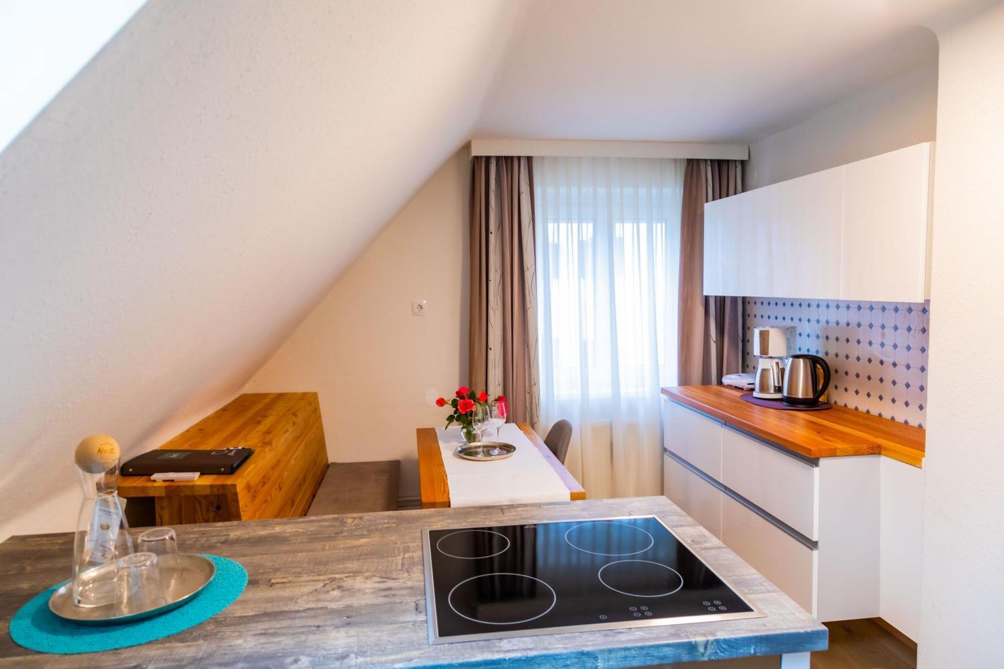 Apartmenthaus Pastner Am Teich Übelbach Екстериор снимка