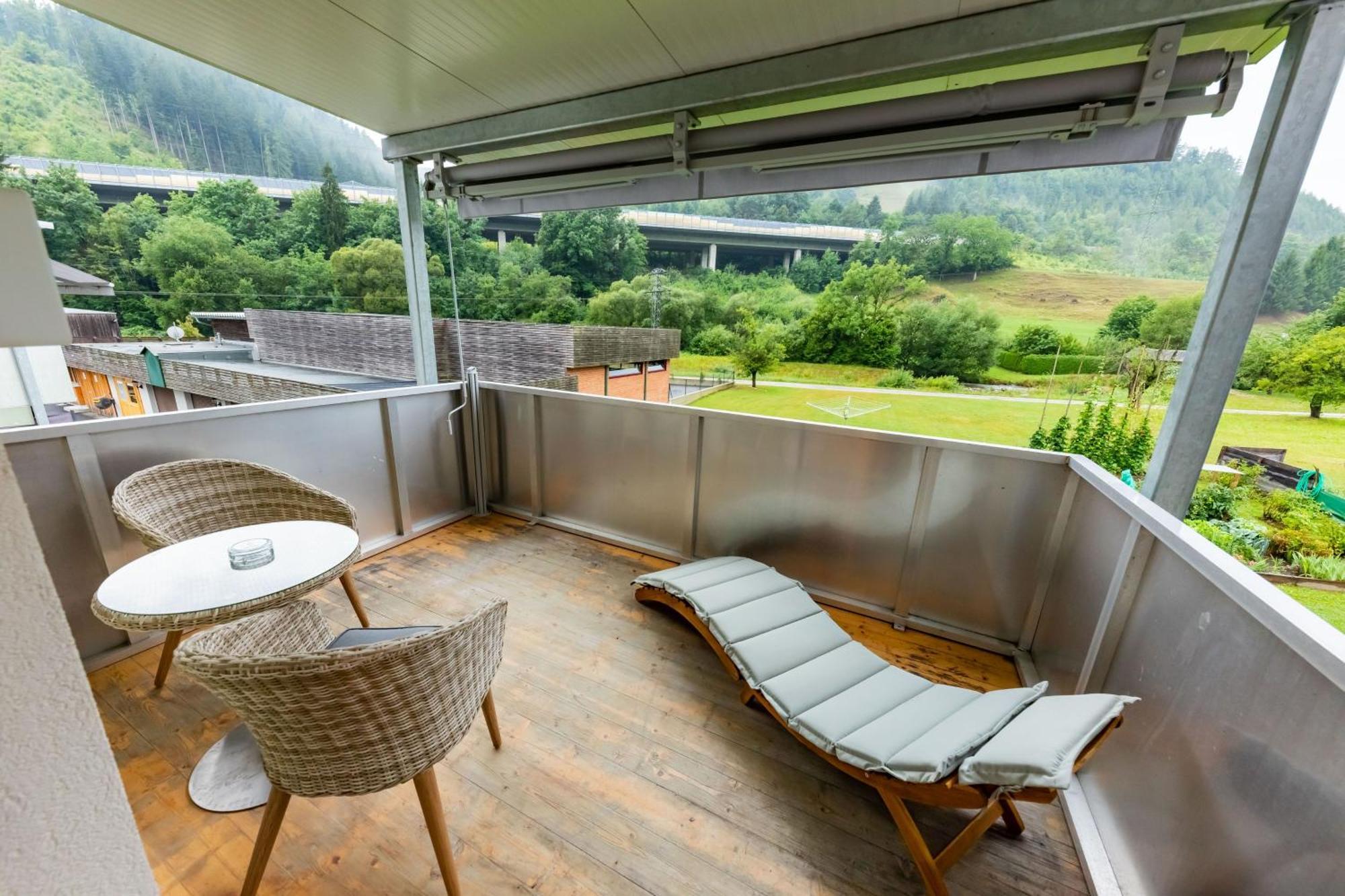 Apartmenthaus Pastner Am Teich Übelbach Екстериор снимка