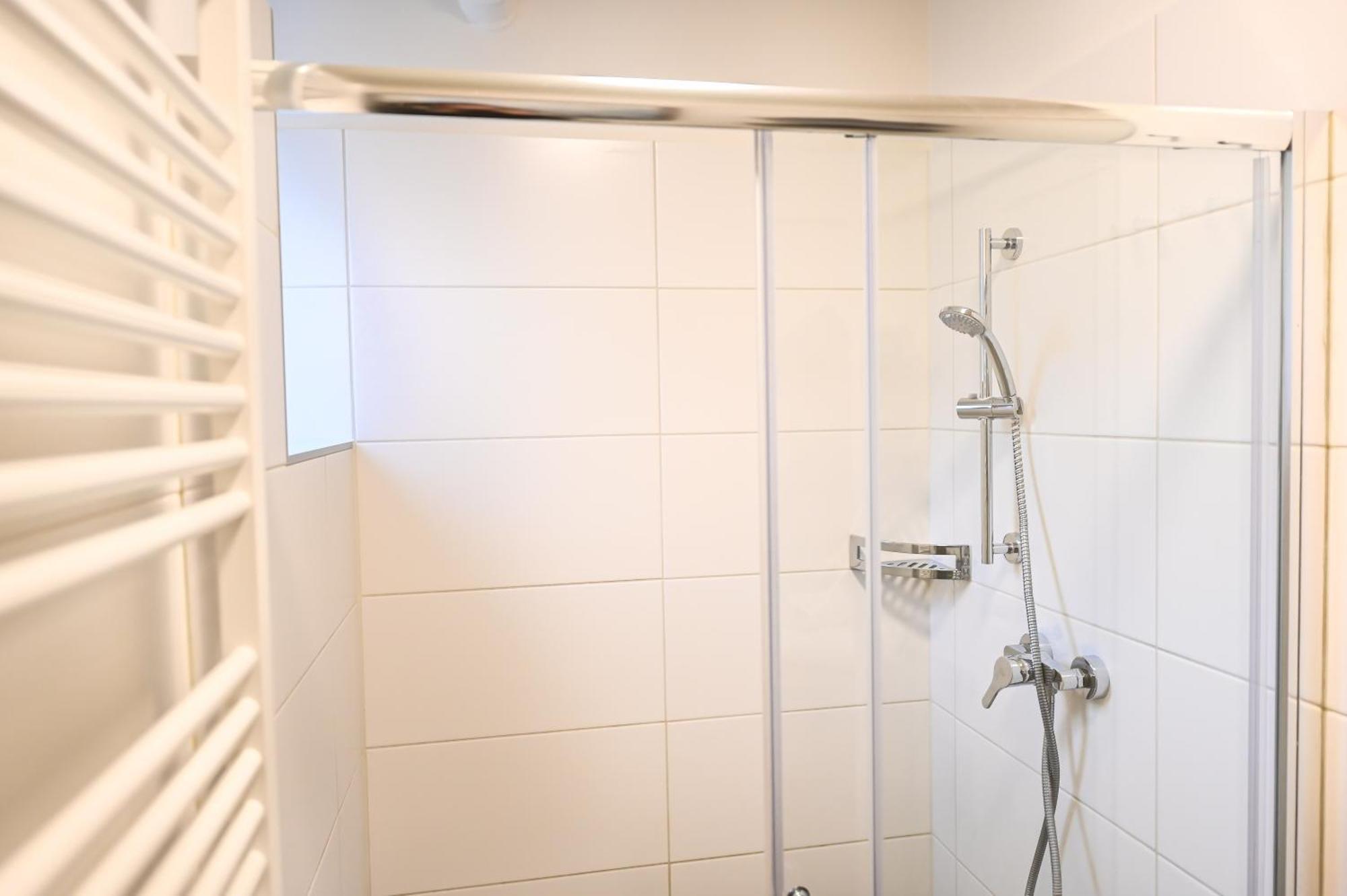 Apartmenthaus Pastner Am Teich Übelbach Екстериор снимка